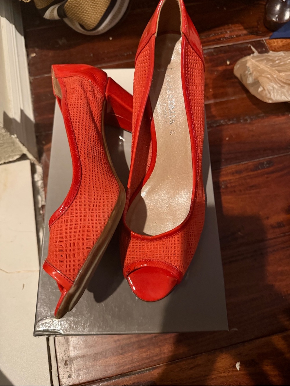 Aquatalia Twirl-C Red Calf Leather Peep Toe Pumps 9.5 Made in Italy